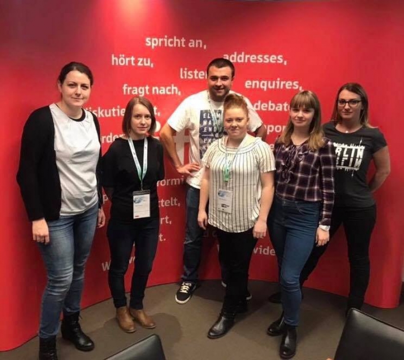 „gemeinsam durchstarten“ – I Internationale Jugendkonferenz in Berlin