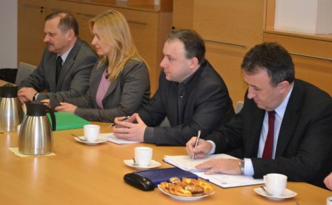 Gespr&auml;che &uuml;ber das neue Angebot des NIWKI-Programmes