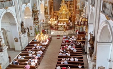 Wallfahrt der deutschen Minderheit nach Wartha / Pielgrzymka mniejszości niemieckiej do Barda. Foto: VdG