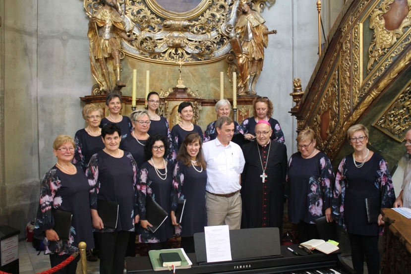 Die Wallfahrt wurde vom Chor Heimatklang aus Gleiwitz-Ostroppa begleitet.