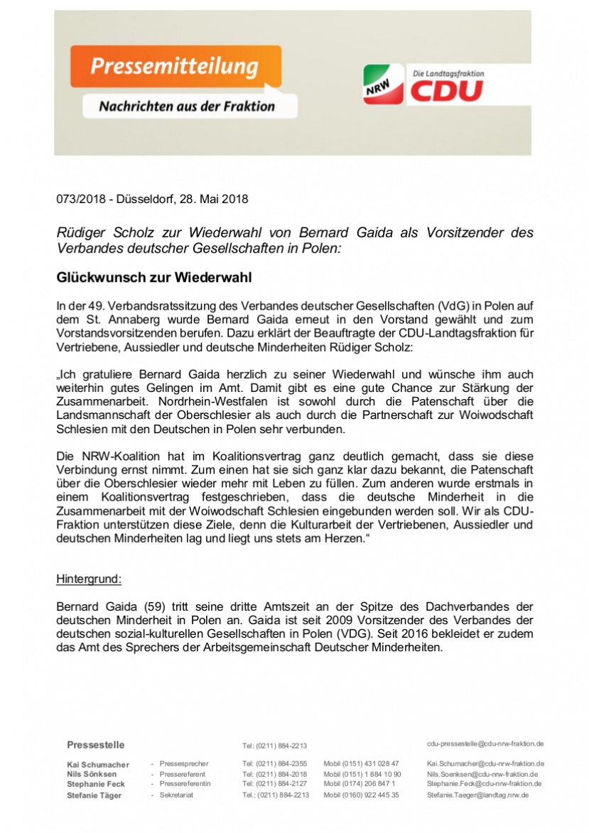 Pressemitteilung –Der Beauftragte Rüdiger Scholz gratuliert Bernard Gaida.