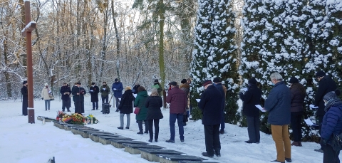 Gedenken in Lamsdorf / Upamiętnienie w Łambinowicach. Foto: VdG