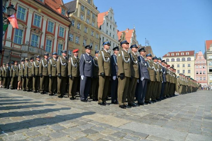 Die polnische Armee Sammelt Informationen über Ausländer und Minderheiten!