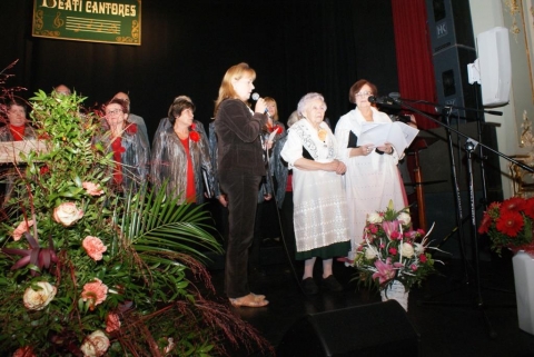 Dorota Stempowska erhielt eine Goldene Ehrennadel